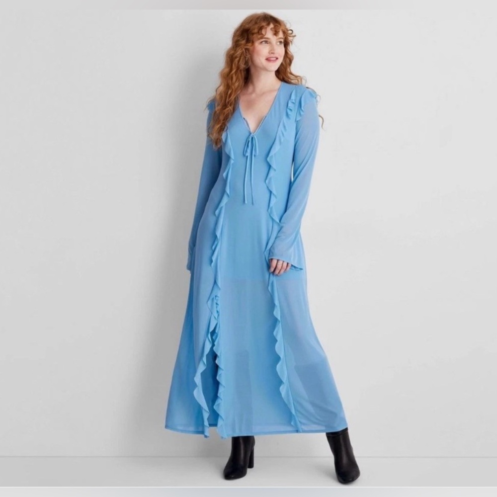 💕NEW💕 Future Collective Elegant Blue Maxi Dress